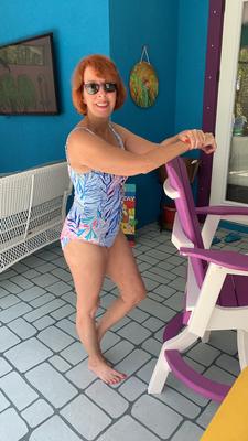 彼女はあなたが見てほしいものだけを明らかにします…彼女は