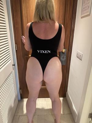 HOTWIFE ANNA MOORE LOVES BBC