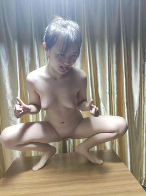 Asiaten hocken