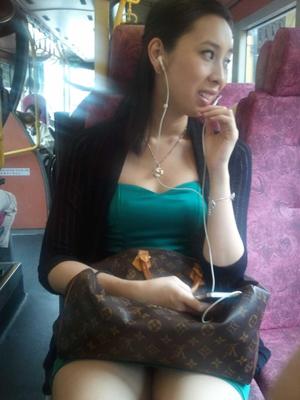Asian Candid Women 