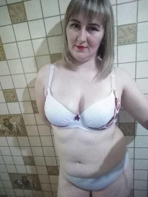 Chubby Russian milf Elena from town Miass