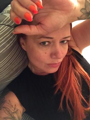 Pedroja alemana Hot German Marina de Aalen Exposed