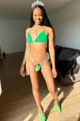 African Girk in green bikini TRANS
