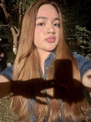 Yani Big Ass se mamas pequenos beleza morena latina menina misturada quente sh