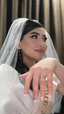 Salope asiatique Kazakh marié