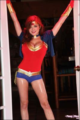 PinupFiles TESSA FOWLER Wonder Woman
