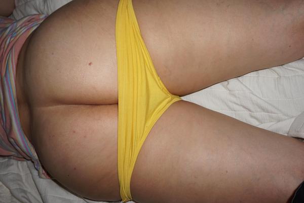 Esposa latina desnuda
