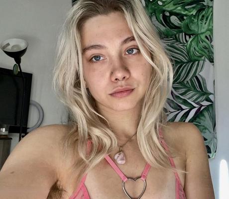 Lil Baby Big Nippled Gorgeous Sexy Blonde Girl Mixed Hot Photos