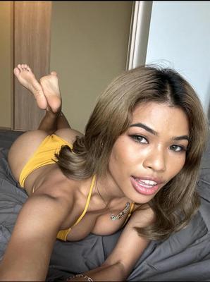 BWC Pleasing Thai Hottie