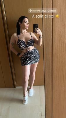 Bren Latina Gorgeous Soles and Feet