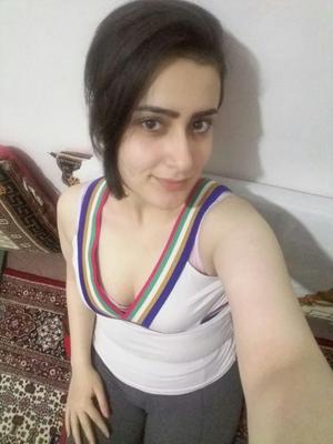 unschuldige iranische Frau